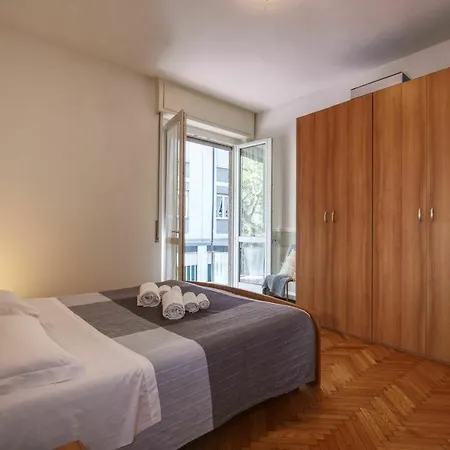 Life Apartment *
